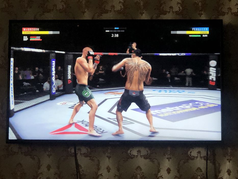 PS4 Slim Прошитая (GoldHEN) + 2 геймпада + Игры