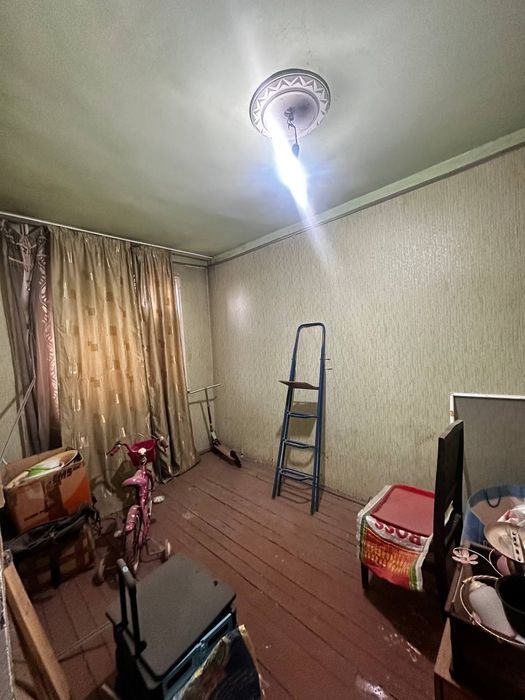 Продаются 3х комнатная квартира Кирпичный дом Келес 1 этаж с Огородом