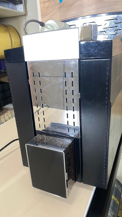 Срочно кофе аппарат Cafe Poli