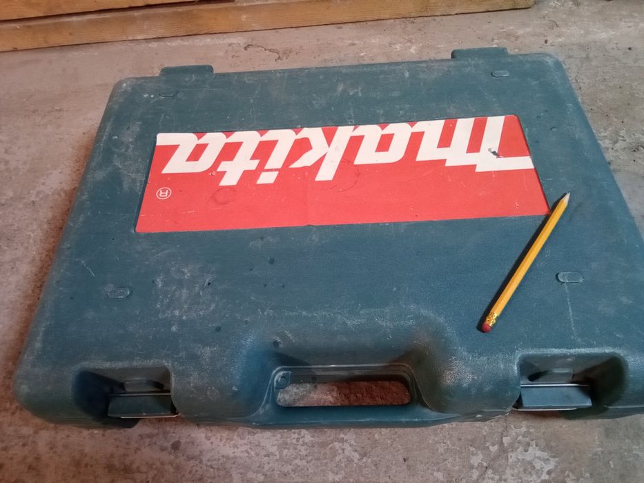 Продам кейс чемодан