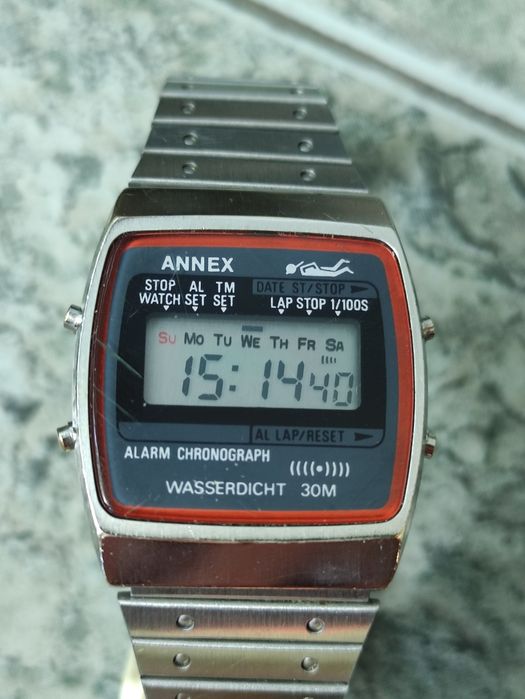 Винтидж Електронен LCD часовник Annex.