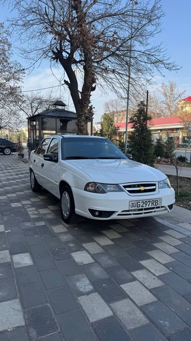 Srochno Nexia 2 1.6 sotiladi