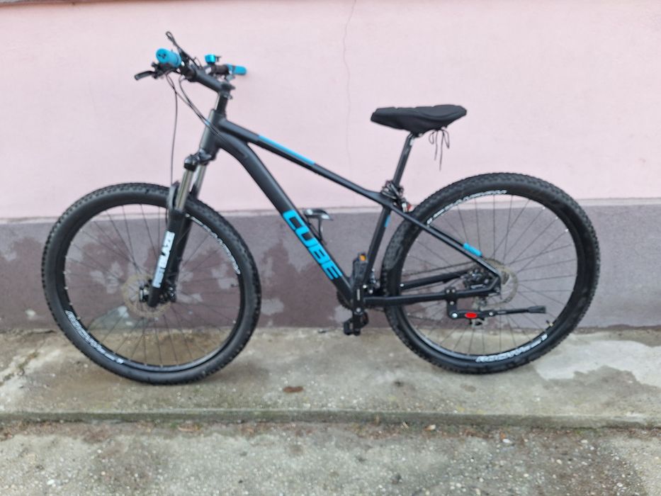 Bicicleta CUBE  roti 29 ,cumpărat în 2025