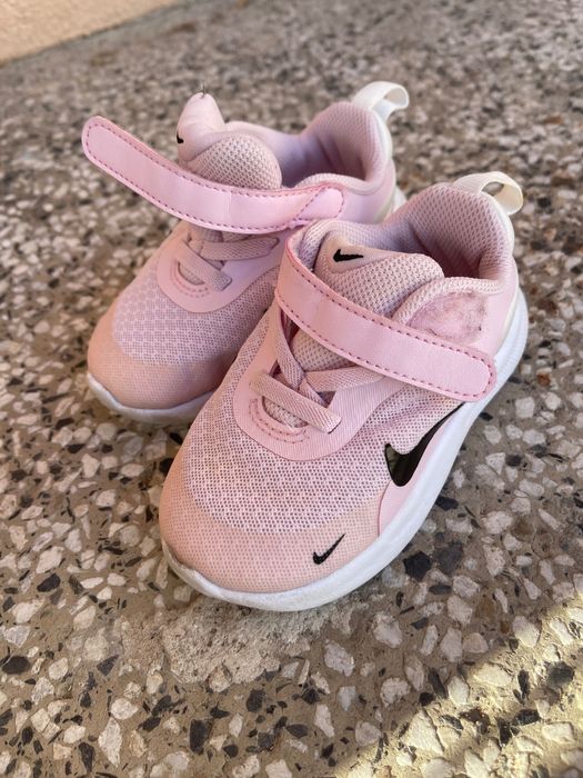 Маратонки Nike 23