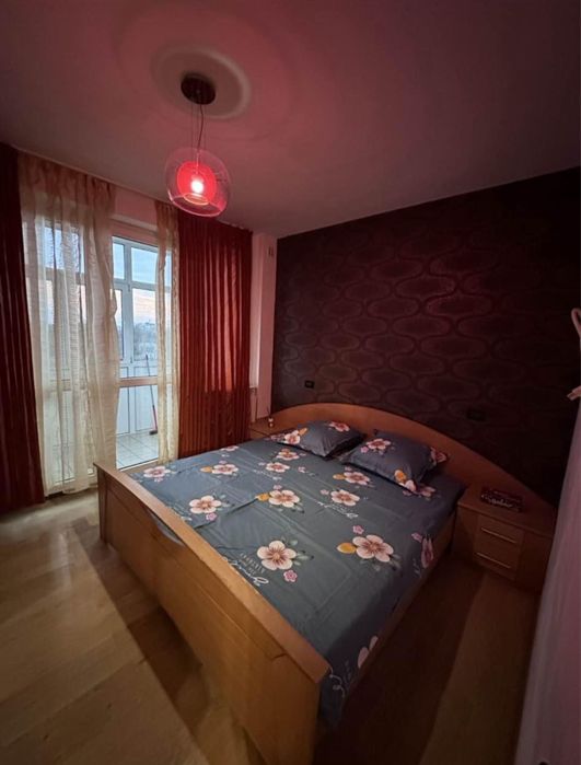 Vand apartament zona nord