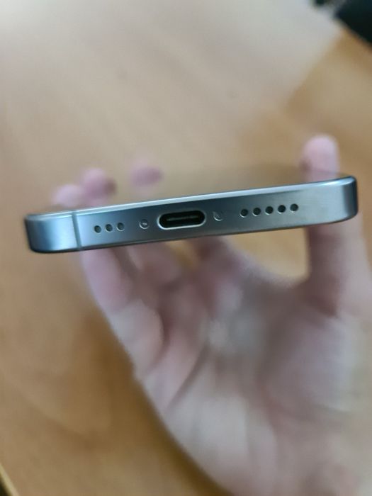 IPhone 16 pro 128gb