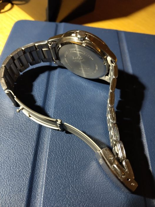 Vând ceas Casio ca nou
