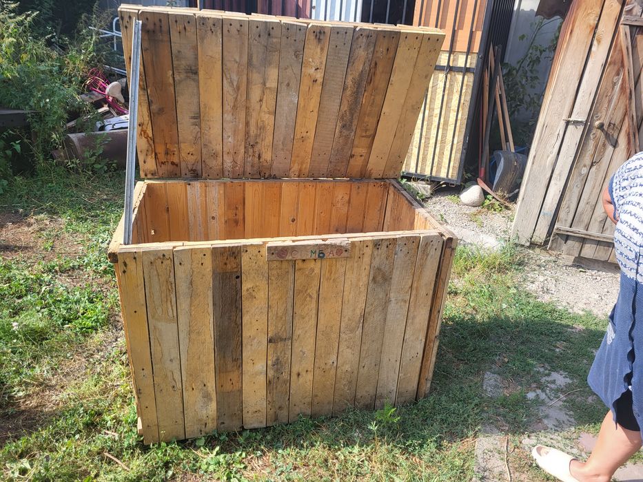 Продам дом для собаки.