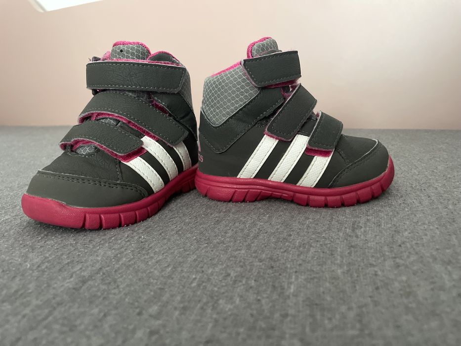 Бебешки обувки/кецове Адидас/ Adidas номер 20
