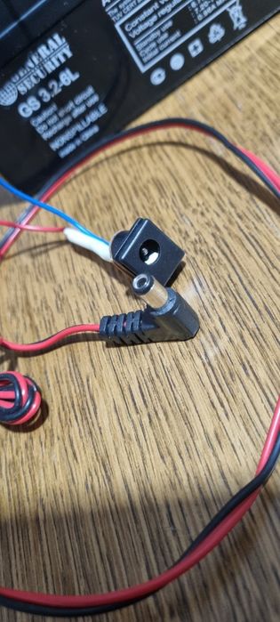 Аккумулятор 7,5 вольт с адаптером