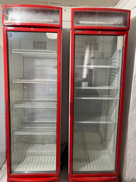 Ветринный холодильник