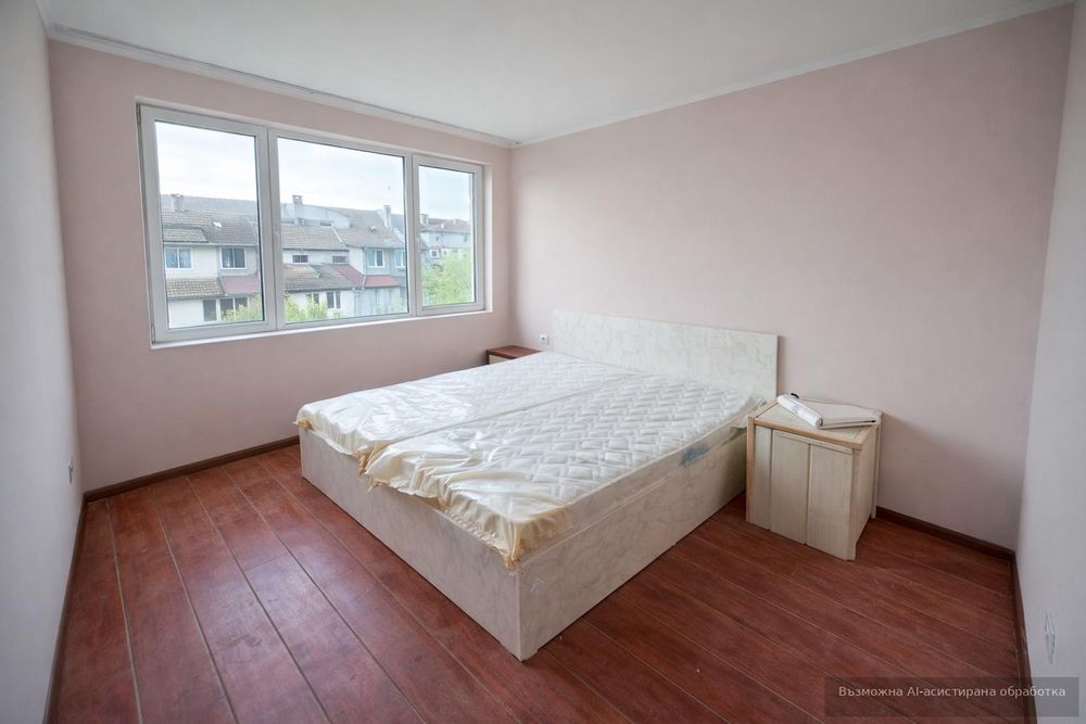 Дава се под наем Четиристаен апартамент в Варна, Зимно кино Тракия - 120 кв.м за 668.1 € - Снимка #4