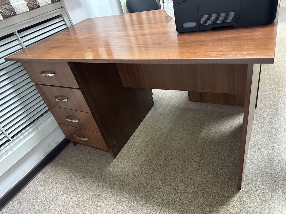 Продам офисную мебель