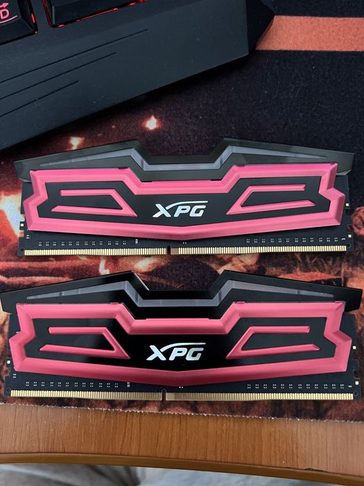 Vând kit memorie RAM XPG (ADATA) – 16GB (2x8GB) DDR4 3000MHz