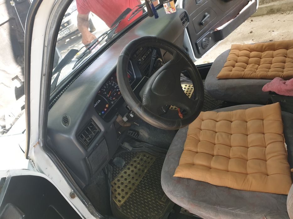 Vând Dacia papuc