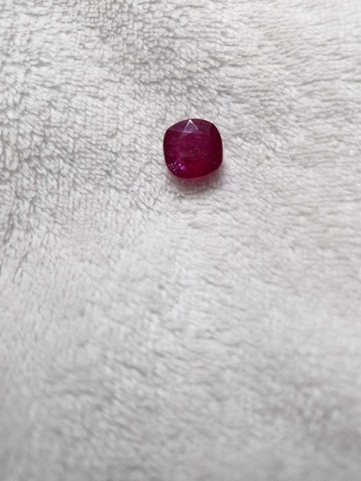 Natural Ruby (Натуралний рубин)