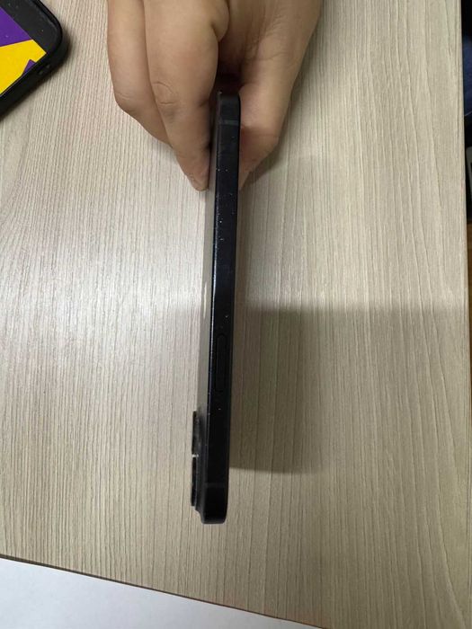 Продам Iphone 15