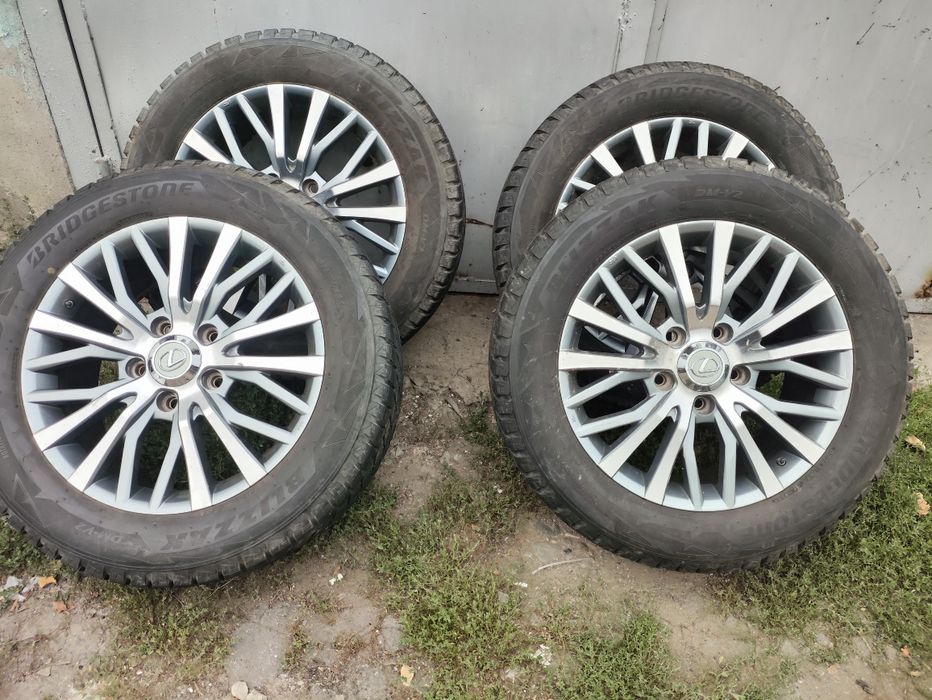 Диски R20 с резиной Lexus Lx570