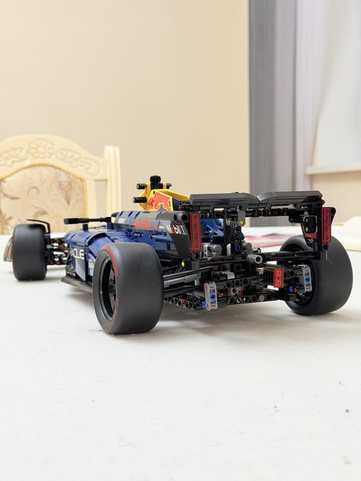 F1 лего Red Bull