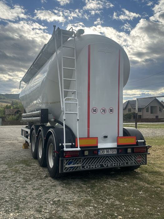Vand sau schimb semiremorca ciment Spitzer(cimentruck)
