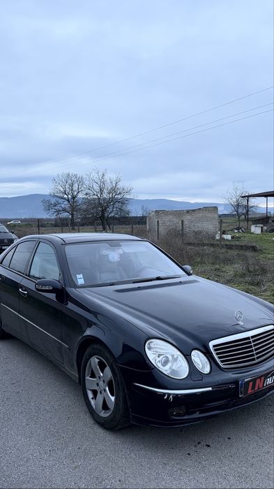 Mercedes E320 w211
