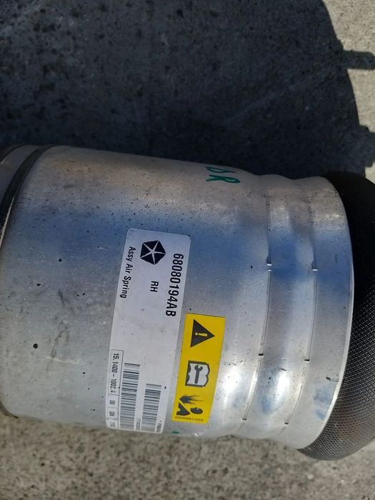 Amortizor suspensie pneumatica perna aer dreapta fata jeep grand cherokee 4 wk wk2 68080194ab 68080210ab