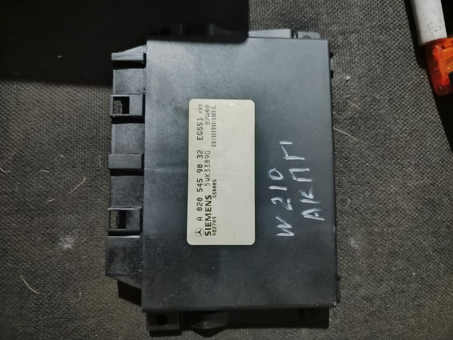 ЭБУ блок управления двигателем на Мерседес W210 W202