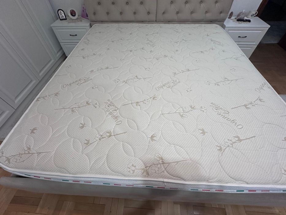 Vand saltele de pat + somiera