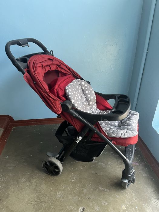 Детская каляска 6 кг