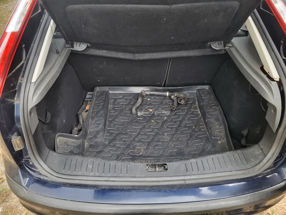 Привет форд фокус мк2 1.8 ТДЦИ/Ford focus mk2 1.8 TDCI НА ЧАСТИ