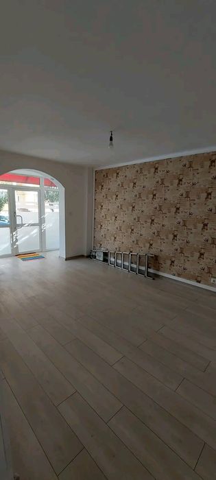 Ofer spre închiriere spațiu comercial!!!