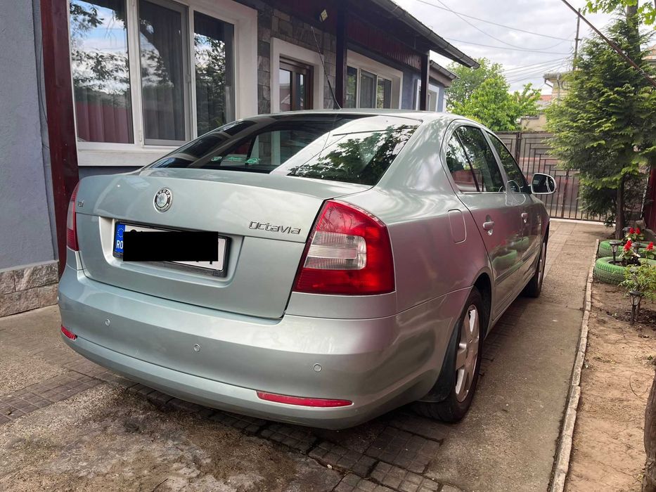 SKODA Octavia 2010 — imagine 2