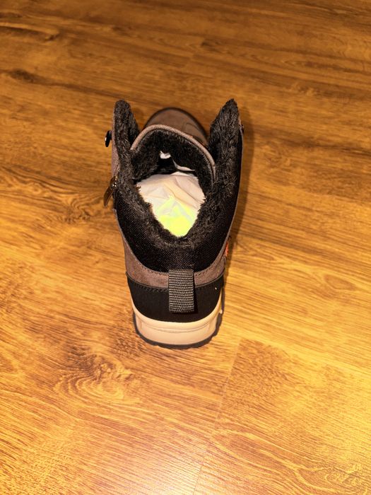 Ghete de iarna unisex noi marimea 40.