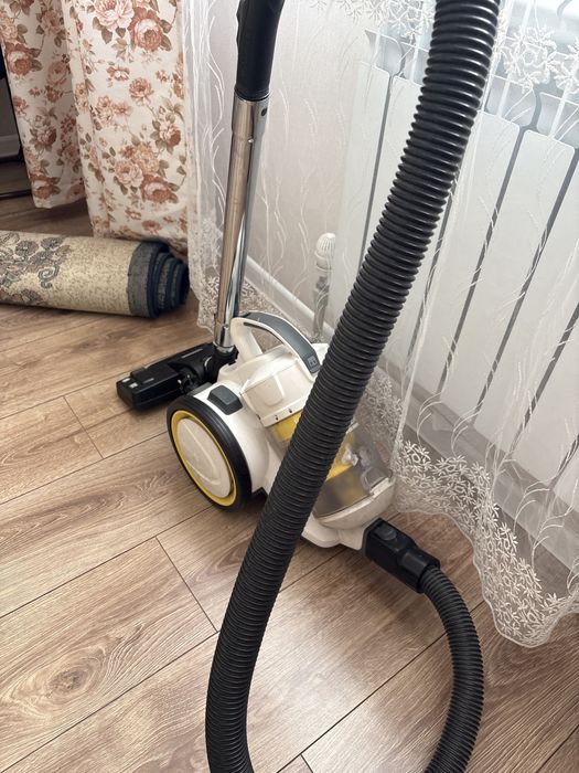 Продам пылесос karcher