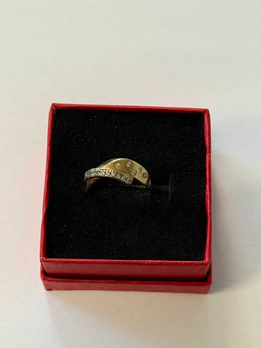 *** Уникален *** Златен пръстен 14к 2.84гр