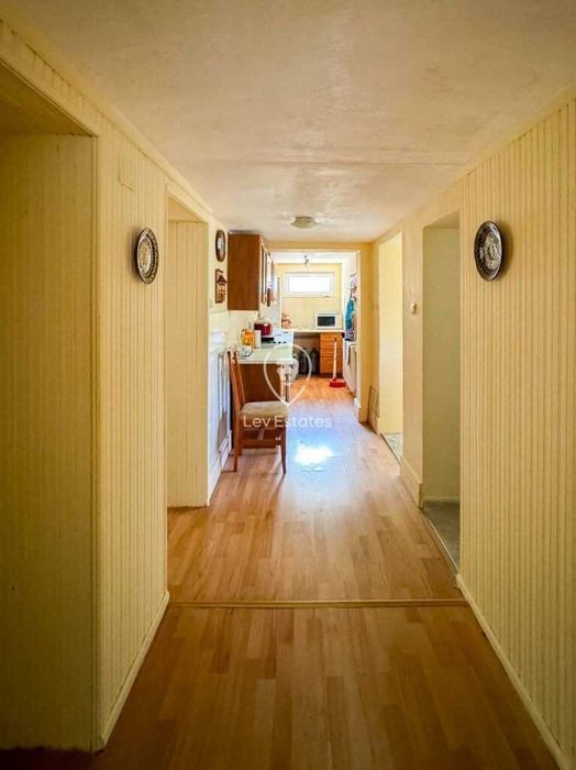 Продава се Къща в Камено - 188 кв.м за 1064 €/кв.м - Снимка #17