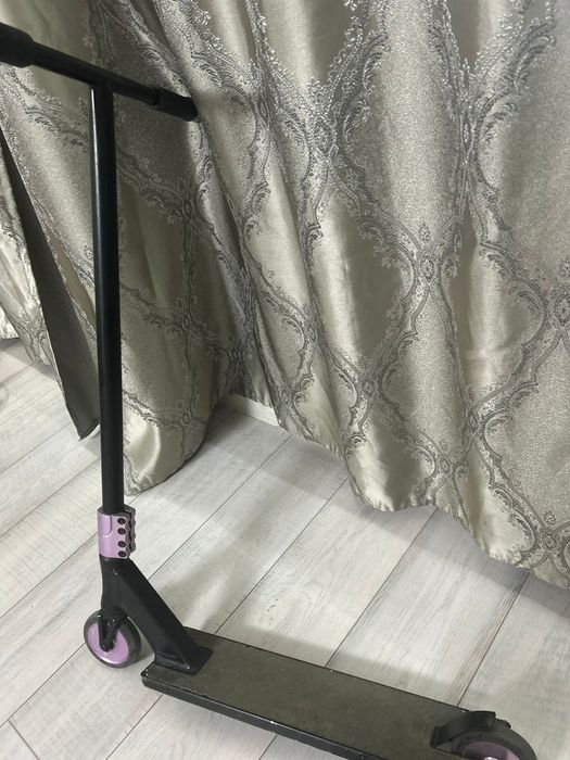 Самокат трюковой