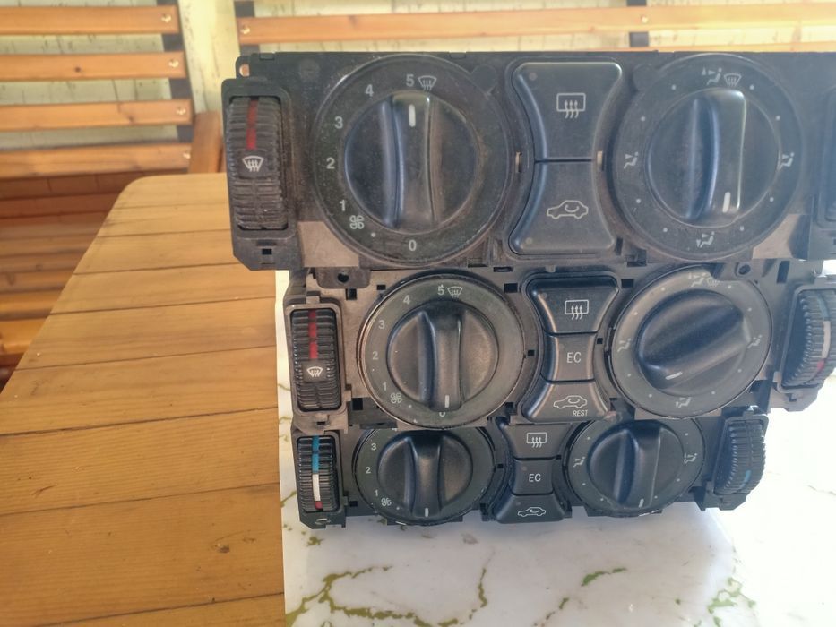 Ручкии Акпп  Мерс..210 е.