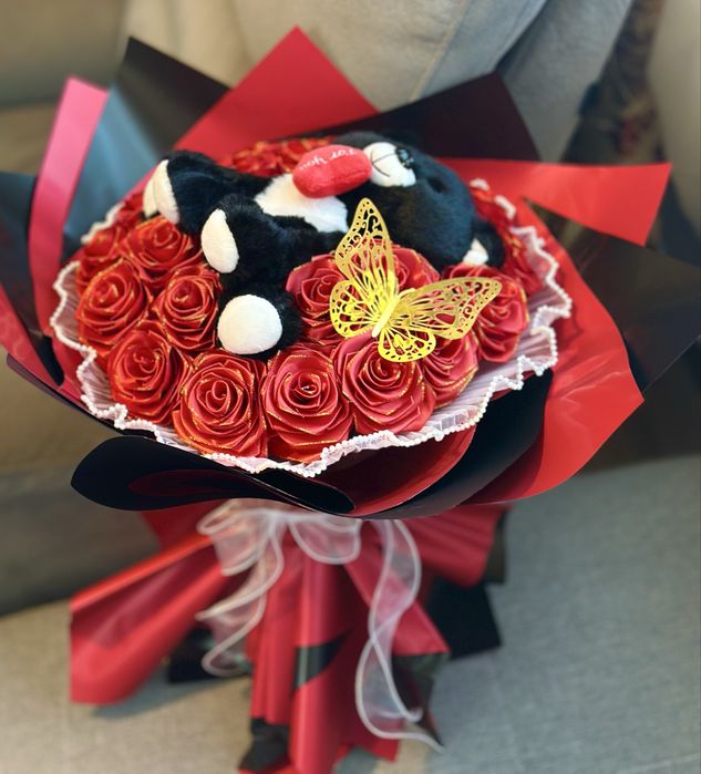 Buchet trandafiri din satin