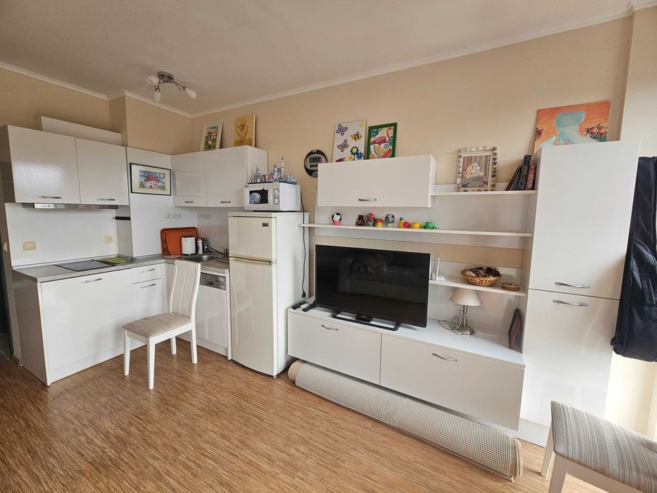 Продава се Едностаен апартамент в с. Шкорпиловци, Област Варна - 45 кв.м за 1289 €/кв.м - Снимка #14