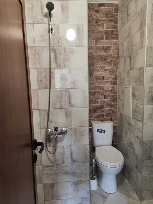 Дава се под наем Тристаен апартамент в Пловдив, Младежки Хълм - 120 кв.м за 548.25 € - Снимка #4