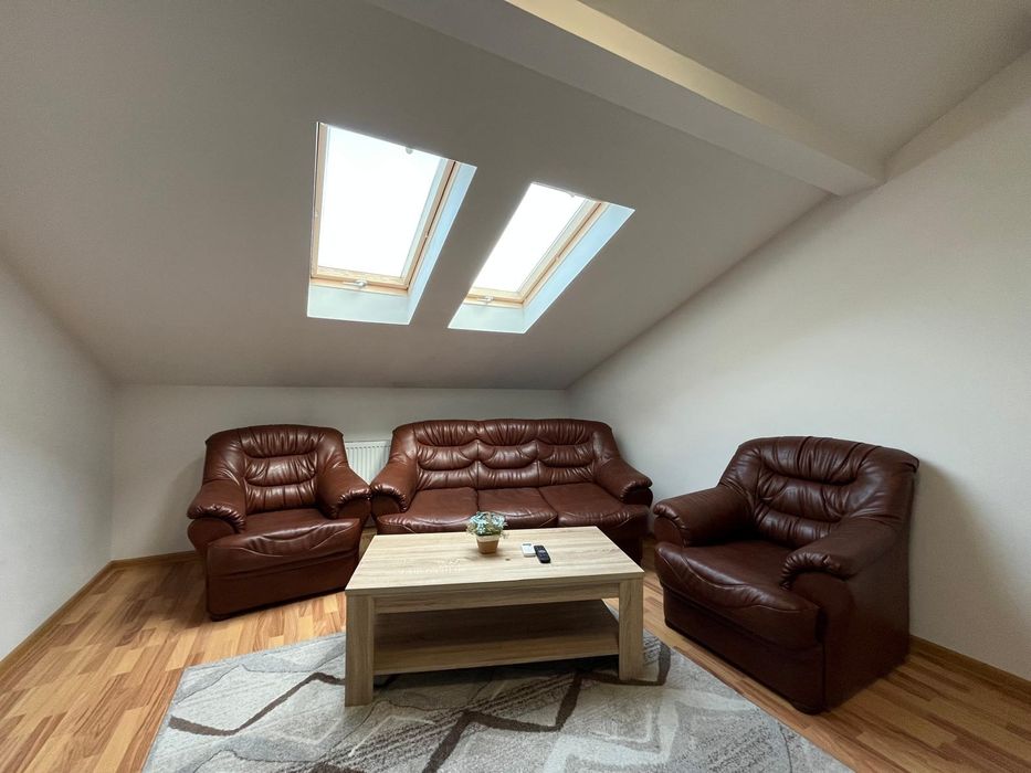 Închiriez Apartament în Bună Ziua cu loc de parcare!