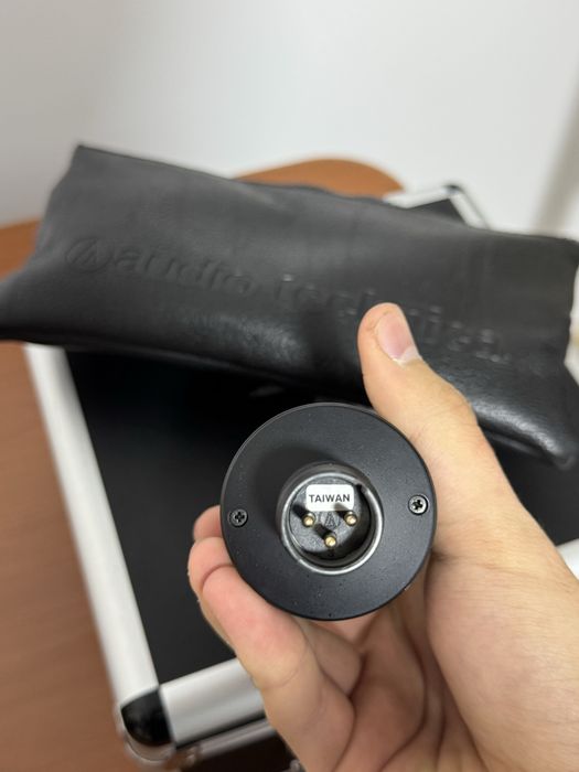 Vând microfon studio Audio-Technica AT 2035