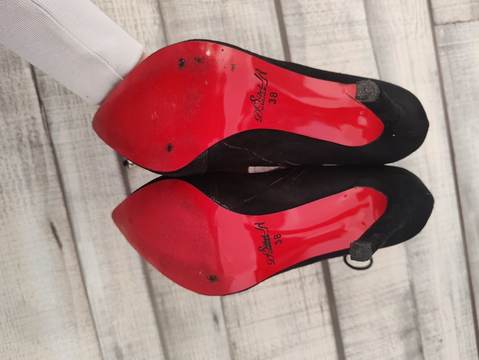 Дамски боти на ток