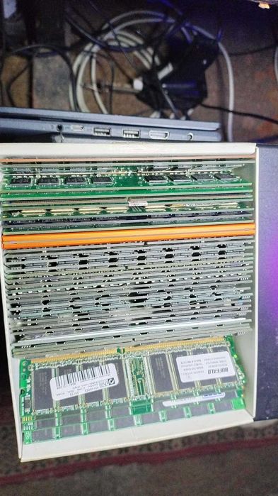 Memorii PC ddram1 si ddram2