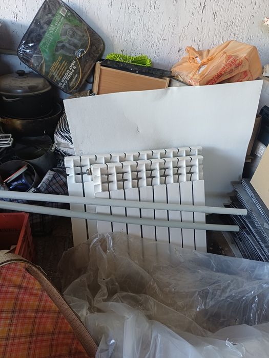 Продам старый  радиатор алюминий