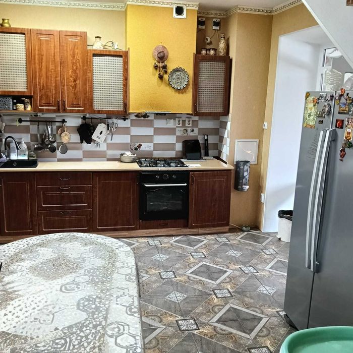коттедж 400кв Карьерная