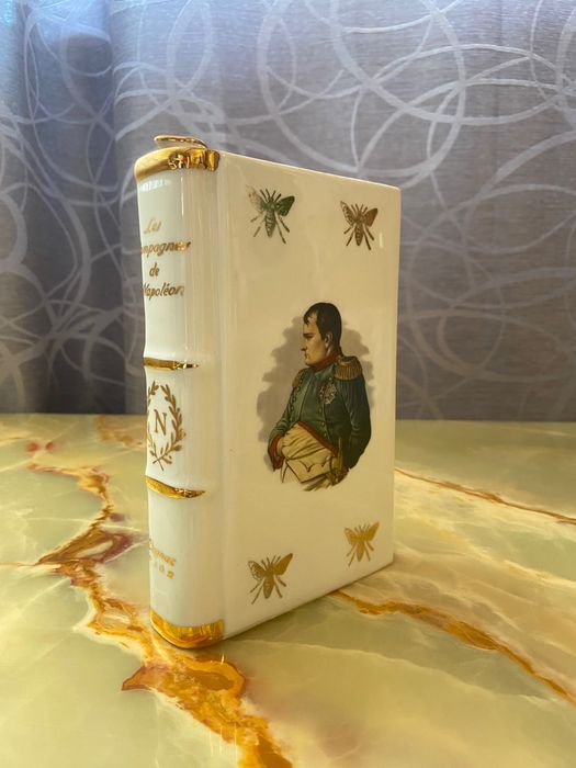 Limoges France шише за алкохол Napoleon