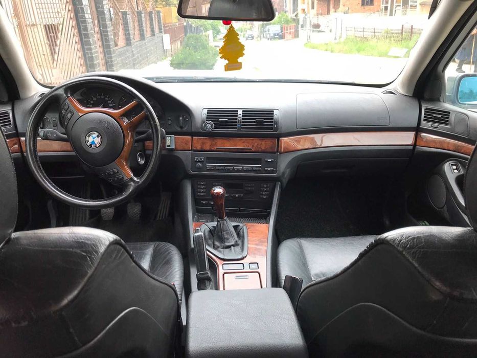 Autoturism bmw 520d model 2001
