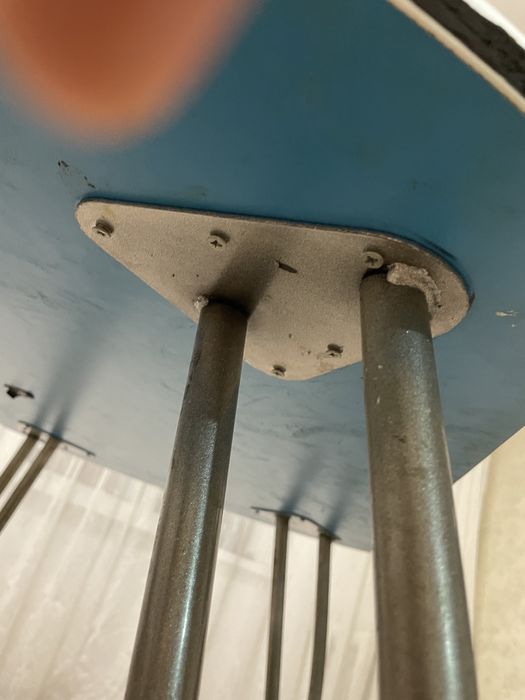 Продам стол обеденный